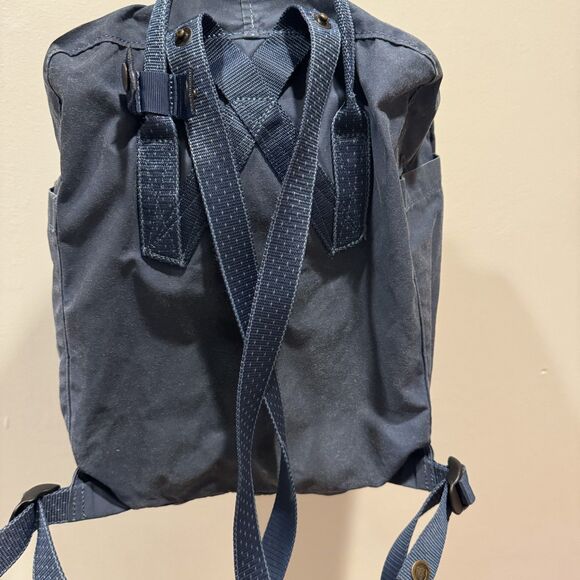 Fjallraven Kanken Classic Canvas Backpack Faded Deep Blue Unisex Travel School - Picture 13 of 16